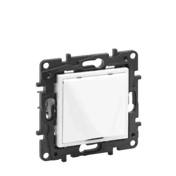 Legrand Niloé Step kábelkivezetők