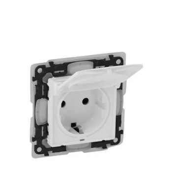 Legrand Valena Life vízmentes (IP44) csatlakozó aljzatok, dugaljak